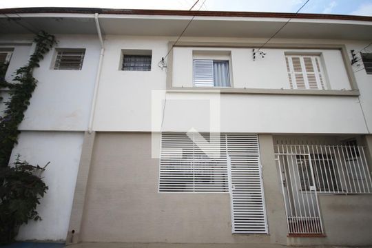 Fachada de casa à venda com 3 quartos, 110m² em Ipiranga, São Paulo