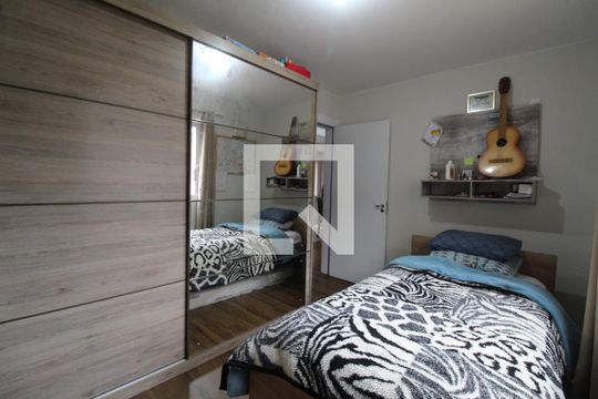 Quarto 1 de apartamento à venda com 2 quartos, 48m² em Olaria, Canoas