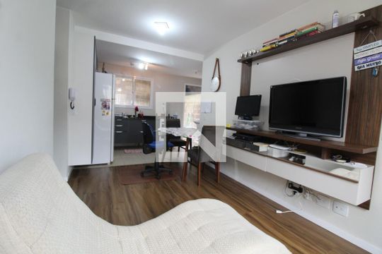 Sala de Estar de apartamento à venda com 2 quartos, 48m² em Olaria, Canoas