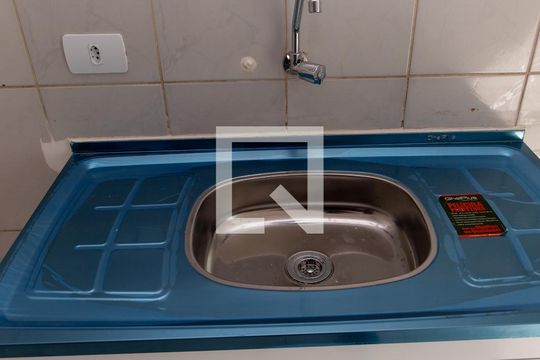 Detalhe cozinha de apartamento à venda com 2 quartos, 59m² em Campanário, Diadema