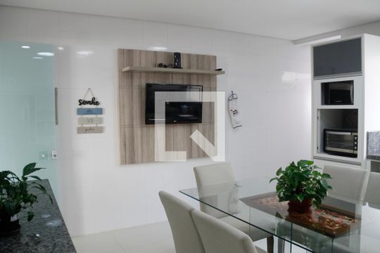 Cozinha de casa à venda com 3 quartos, 266m² em Osvaldo Cruz, São Caetano do Sul