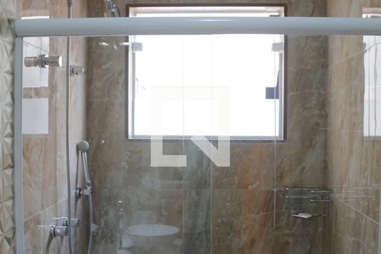 Casa à venda com 3 quartos, 266m² em Osvaldo Cruz, São Caetano do Sul