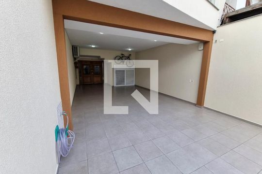 Garagem de casa à venda com 3 quartos, 266m² em Osvaldo Cruz, São Caetano do Sul