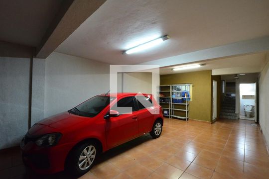 Garagem de casa à venda com 3 quartos, 253m² em Parque Jabaquara, São Paulo