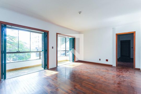 Casa à venda com 3 quartos, 417m² em Jardim Lindóia, Porto Alegre