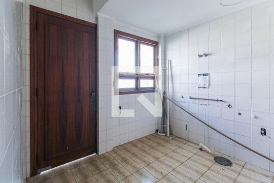 Cozinha de casa à venda com 3 quartos, 417m² em Jardim Lindóia, Porto Alegre