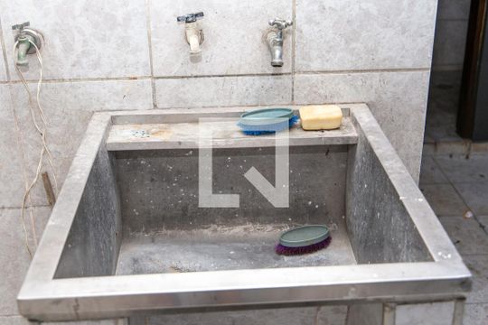 Detalhe da area de serviço de casa à venda com 6 quartos, 510m² em Centro, Diadema