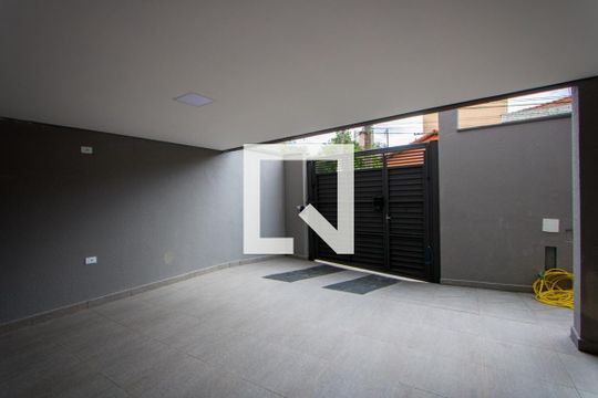 Casa à venda com 2 quartos, 117m² em Vila Alzira, Santo André