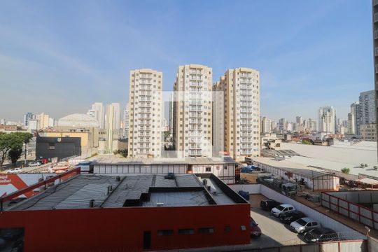 Vista de apartamento à venda com 2 quartos, 39m² em Bom Retiro, São Paulo