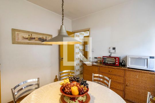 Copa de casa à venda com 3 quartos, 290m² em Jardim da Gloria, São Paulo