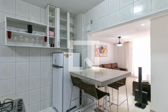 Cozinha e Área de Serviço de apartamento à venda com 3 quartos, 85m² em Buritis, Belo Horizonte