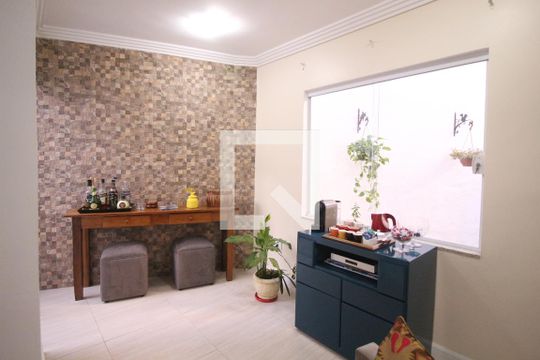 Casa de Condomínio à venda com 3 quartos, 220m² em Santa Teresinha, São Paulo