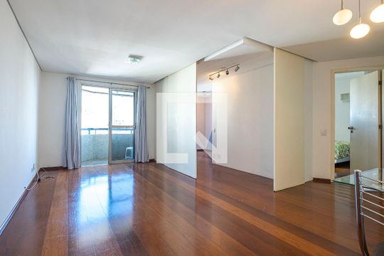 Apartamento para alugar com 2 quartos, 75m² em Pinheiros, São Paulo