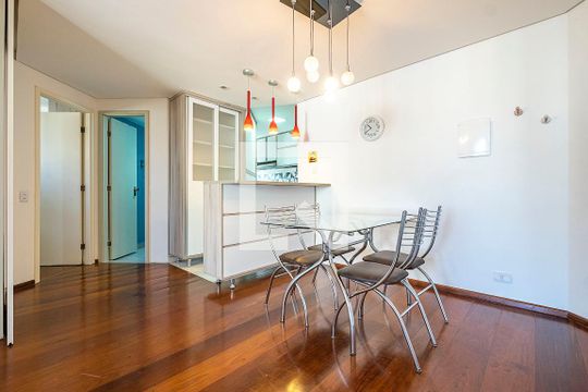 Sala de apartamento para alugar com 2 quartos, 75m² em Pinheiros, São Paulo