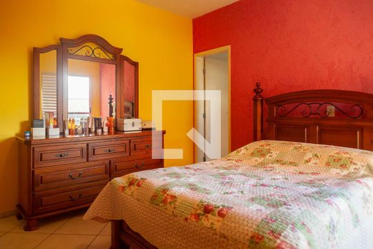 Suíte de casa à venda com 3 quartos, 327m² em Jardim das Tulipas, Jundiaí