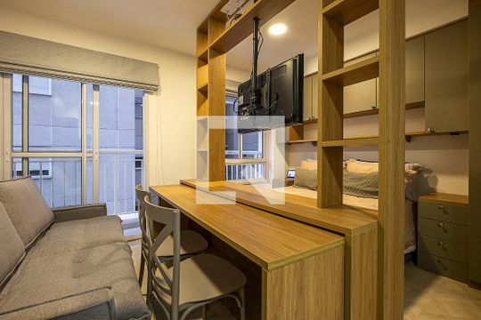 Kitnet/Studio para alugar com 1 quarto, 25m² em Pinheiros, São Paulo