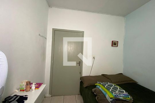 Quarto 1 de casa à venda com 6 quartos, 210m² em Scharlau, São Leopoldo