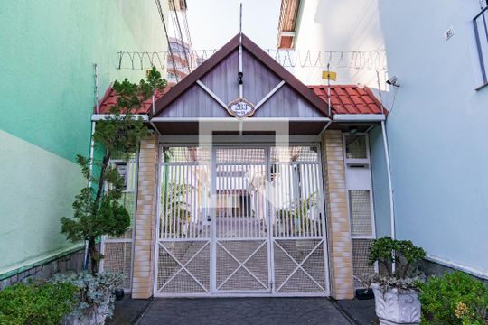Fachada de casa à venda com 4 quartos, 205m² em Saúde, São Paulo