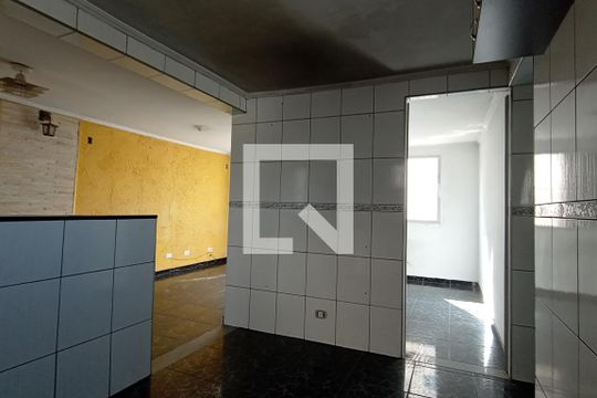Cozinha de apartamento à venda com 2 quartos, 48m² em Conjunto Habitacional Padre José de Anchieta, São Paulo