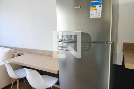 cozinha de kitnet/studio para alugar com 1 quarto, 25m² em Santana, São Paulo