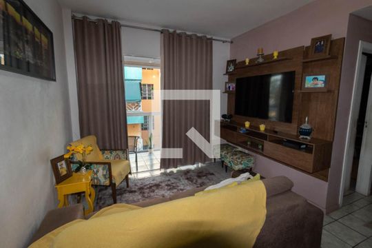 Apartamento para alugar com 2 quartos, 67m² em Parque Santa Lúcia, Duque de Caxias