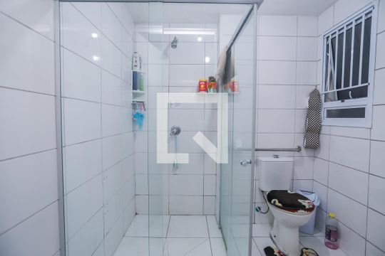 Banheiro de apartamento à venda com 2 quartos, 45m² em Bom Retiro, São Paulo