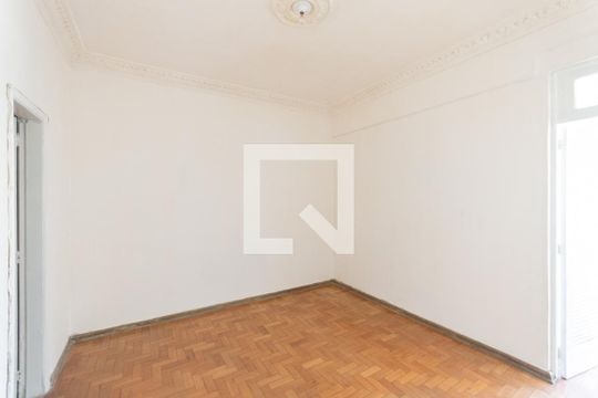 Quarto de apartamento para alugar com 1 quarto, 52m² em Praca da Bandeira, Rio de Janeiro