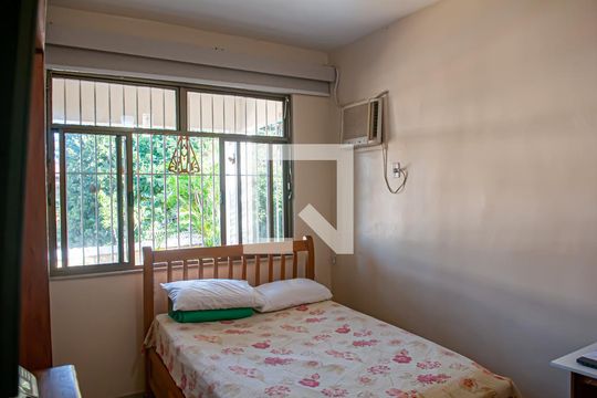 quarto 1 de casa à venda com 4 quartos, 600m² em Curicica, Rio de Janeiro