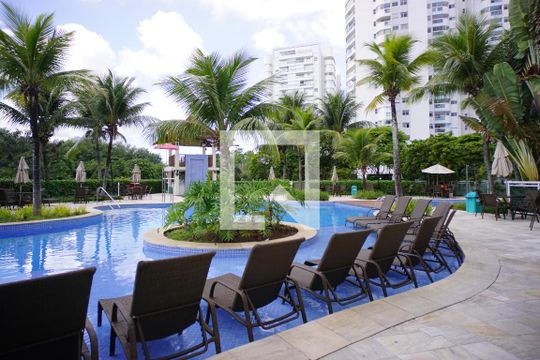 Área comum - Piscina de apartamento para alugar com 3 quartos, 112m² em Barra da Tijuca, Rio de Janeiro