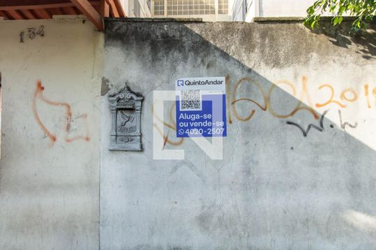Fachada de apartamento à venda com 2 quartos, 50m² em Jardim Redil, São Paulo
