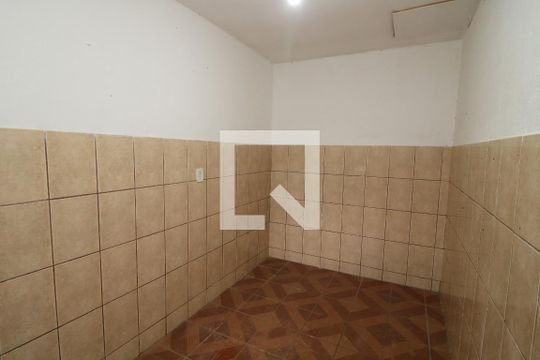 Sala de casa para alugar com 1 quarto, 25m² em Parque São Rafael, São Paulo