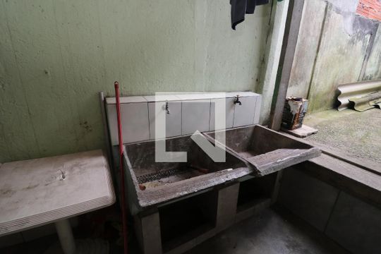 Área de Serviço de casa para alugar com 1 quarto, 25m² em Parque São Rafael, São Paulo