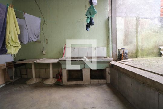 Área de Serviço de casa para alugar com 1 quarto, 25m² em Parque São Rafael, São Paulo