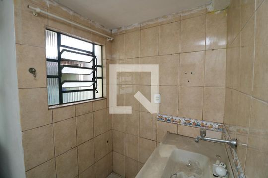 Cozinha de casa para alugar com 1 quarto, 25m² em Parque São Rafael, São Paulo