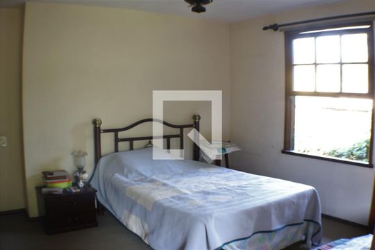Quarto 1 de casa à venda com 4 quartos, 300m² em Taquara, Rio de Janeiro