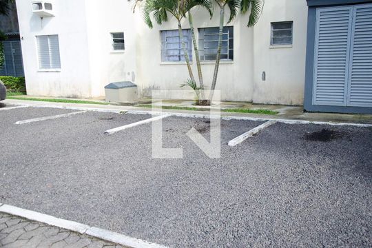 Estacionamento de apartamento para alugar com 2 quartos, 52m² em Igara, Canoas