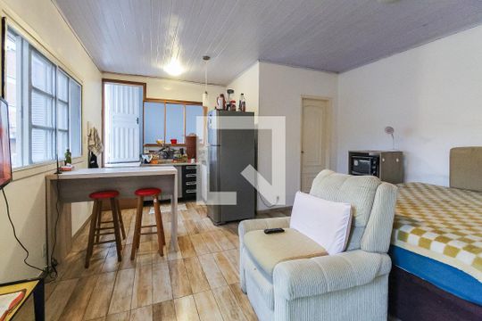 Sala/Cozinha de casa à venda com 4 quartos, 200m² em Passo D’areia, Porto Alegre