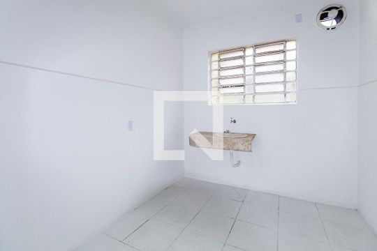 Cozinha de casa à venda com 4 quartos, 200m² em Passo D’areia, Porto Alegre