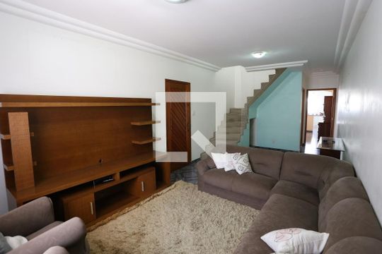 Sala de casa à venda com 3 quartos, 190m² em Itaquera, São Paulo