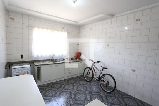 Cozinha de casa à venda com 3 quartos, 190m² em Itaquera, São Paulo