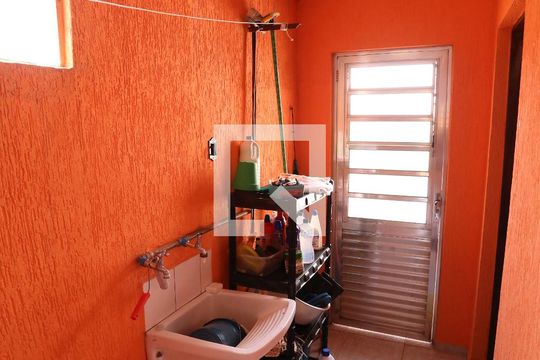 Área de Serviço de casa à venda com 3 quartos, 190m² em Itaquera, São Paulo