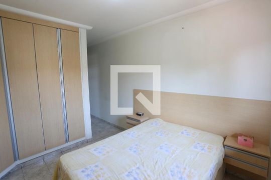 Suíte 1 de casa à venda com 3 quartos, 190m² em Itaquera, São Paulo