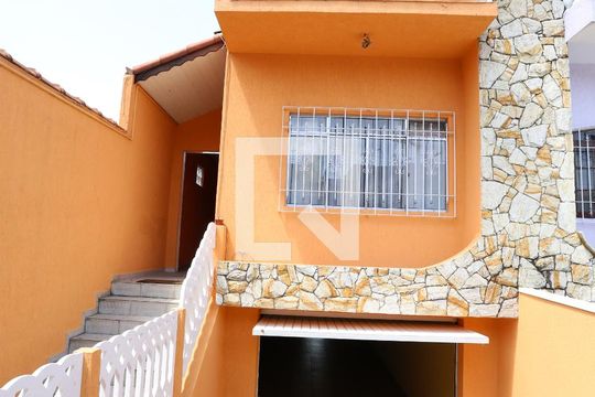 Garagem de casa à venda com 3 quartos, 190m² em Itaquera, São Paulo