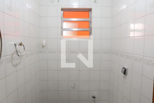 Lavabo de casa à venda com 3 quartos, 190m² em Itaquera, São Paulo