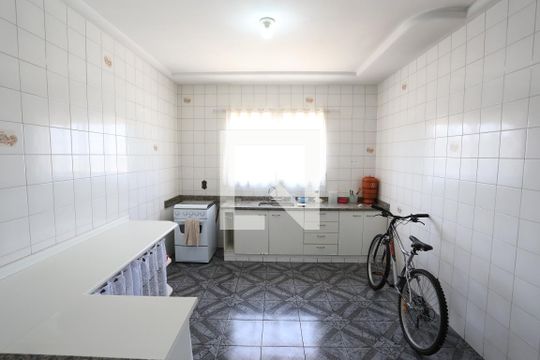 Cozinha de casa à venda com 3 quartos, 190m² em Itaquera, São Paulo