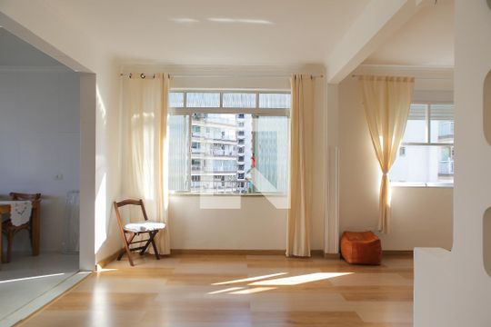 Sala de apartamento para alugar com 1 quarto, 70m² em Ponta da Praia, Santos