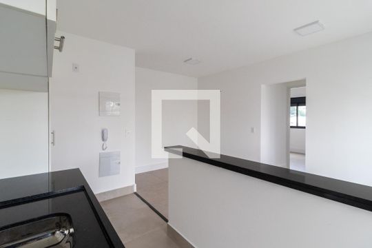 Cozinha de apartamento para alugar com 2 quartos, 50m² em Vila Dom Pedro Ii, São Paulo