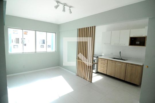 Apartamento à venda com 2 quartos, 54m² em Jacarepaguá, Rio de Janeiro
