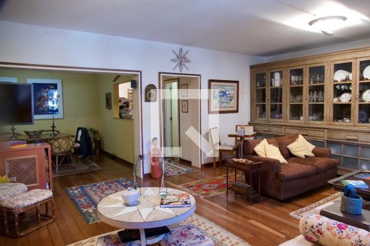 Sala  de apartamento à venda com 4 quartos, 180m² em Gávea, Rio de Janeiro