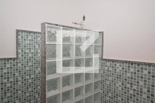 Banheiro de casa para alugar com 2 quartos, 60m² em Jardim América, Rio de Janeiro